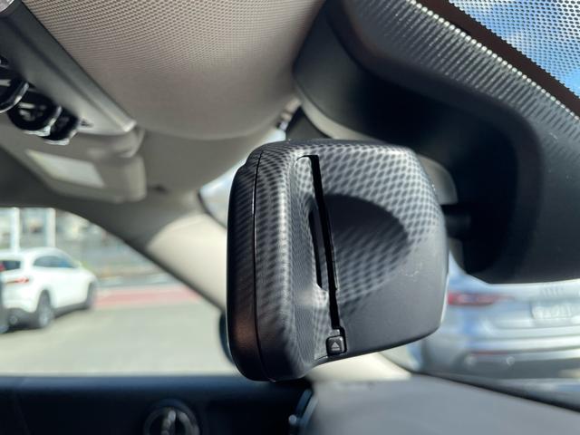 MINI クーパーD クロスオーバー ペッパーPKG クロームラインエクステリア 禁煙車 PDC アダピティブLED リアビューカメラ Pバックドア ミラーETC エキサイトメントPKG アンビエントライト アダプティブクルコン Pガラス(18枚目)
