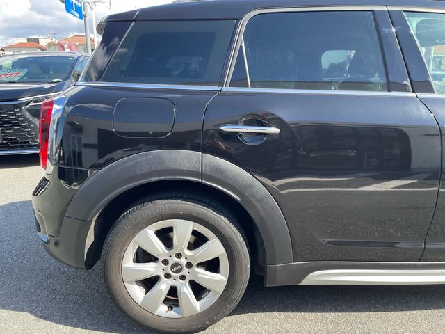 MINI クーパーD クロスオーバー ペッパーPKG クロームラインエクステリア 禁煙車 PDC アダピティブLED リアビューカメラ Pバックドア ミラーETC エキサイトメントPKG アンビエントライト アダプティブクルコン Pガラス(45枚目)