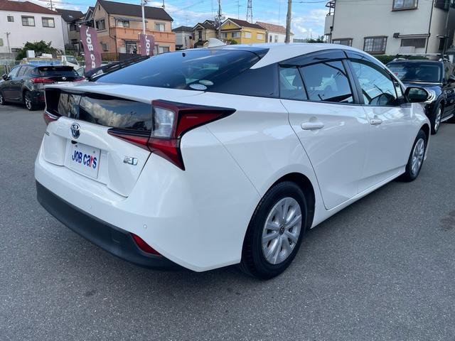 プリウス S ナビ ドラレコ セーフティセンス LEDランプ インテリジェントクリアランスソナー アダプティブクルコン Bカメラ アクセサリーコンセント スマートエントリー/スタートシステム 合皮巻きステアリング(5枚目)