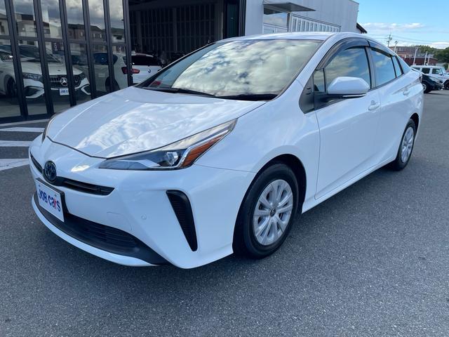 プリウス S ナビ ドラレコ セーフティセンス LEDランプ インテリジェントクリアランスソナー アダプティブクルコン Bカメラ アクセサリーコンセント スマートエントリー/スタートシステム 合皮巻きステアリング(9枚目)