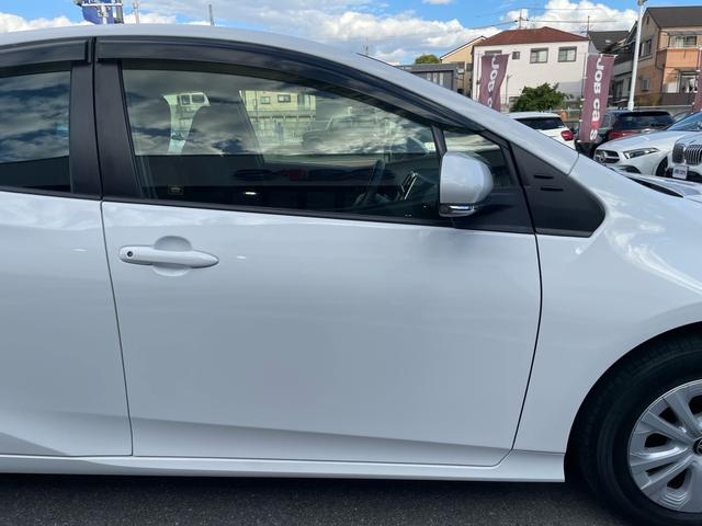 プリウス S ナビ ドラレコ セーフティセンス LEDランプ インテリジェントクリアランスソナー アダプティブクルコン Bカメラ アクセサリーコンセント スマートエントリー/スタートシステム 合皮巻きステアリング(42枚目)