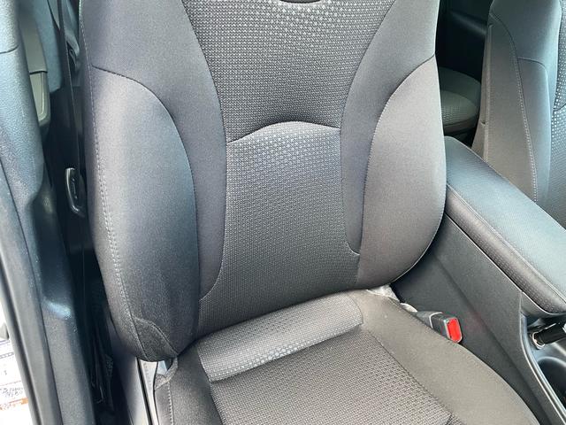 プリウス S ナビ ドラレコ セーフティセンス LEDランプ インテリジェントクリアランスソナー アダプティブクルコン Bカメラ アクセサリーコンセント スマートエントリー/スタートシステム 合皮巻きステアリング(56枚目)