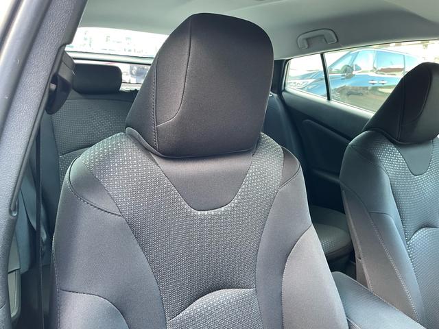 プリウス S ナビ ドラレコ セーフティセンス LEDランプ インテリジェントクリアランスソナー アダプティブクルコン Bカメラ アクセサリーコンセント スマートエントリー/スタートシステム 合皮巻きステアリング(57枚目)