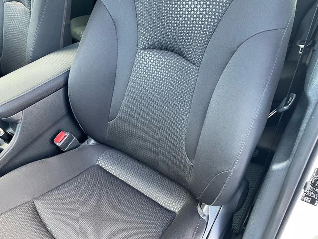 プリウス S ナビ ドラレコ セーフティセンス LEDランプ インテリジェントクリアランスソナー アダプティブクルコン Bカメラ アクセサリーコンセント スマートエントリー/スタートシステム 合皮巻きステアリング(67枚目)