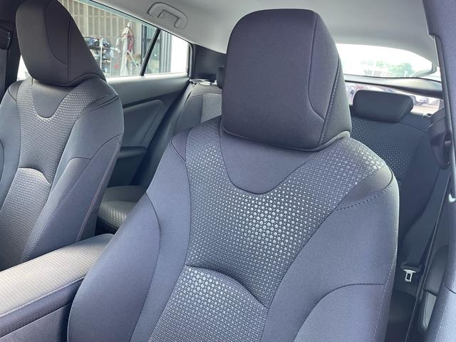 プリウス S ナビ ドラレコ セーフティセンス LEDランプ インテリジェントクリアランスソナー アダプティブクルコン Bカメラ アクセサリーコンセント スマートエントリー/スタートシステム 合皮巻きステアリング(68枚目)