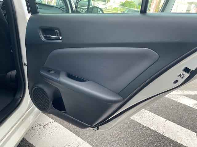 プリウス S ナビ ドラレコ セーフティセンス LEDランプ インテリジェントクリアランスソナー アダプティブクルコン Bカメラ アクセサリーコンセント スマートエントリー/スタートシステム 合皮巻きステアリング(77枚目)