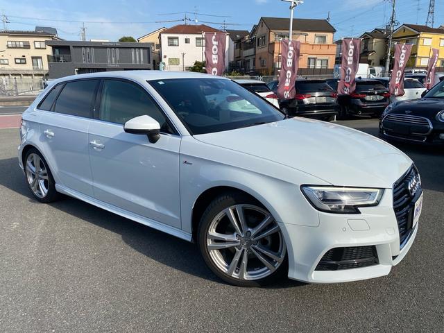 A3 スポーツバック30TFSIスポシグネチエデSラインP バーチャルコックピット ハーフレザーシート 禁煙車 ETC2.0 前後ドラレコ バックカメラ パワーシート シートヒーター 純正ナビ TV CarPlay ACC LEDヘッドランプ レーンアシスト(3枚目)