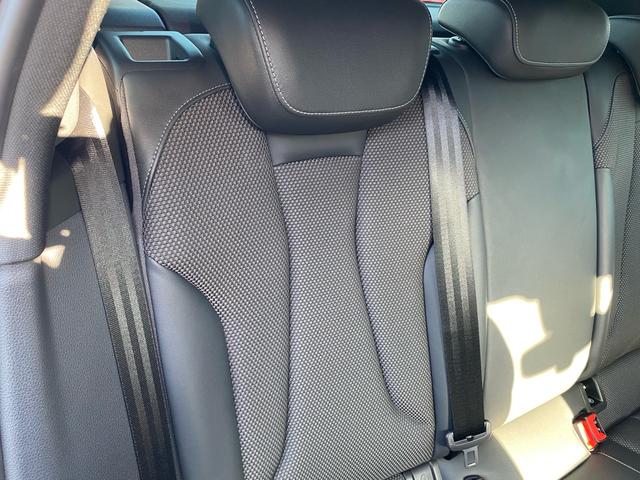 A3 スポーツバック30TFSIスポシグネチエデSラインP バーチャルコックピット ハーフレザーシート 禁煙車 ETC2.0 前後ドラレコ バックカメラ パワーシート シートヒーター 純正ナビ TV CarPlay ACC LEDヘッドランプ レーンアシスト(76枚目)