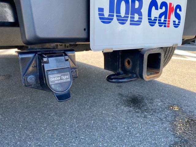 ジープ・ラングラーアンリミテッド サハラ　ワンオーナー　禁煙車　黒革シート　ヒッチメンバー　フリーダムトップ　ＡＬＰＩＮＥ製９スピーカー　地デジＴＶ　純正ナビ　ＥＴＣ２．０　前後ドラレコ　８．４インチＶＧＡタッチパネルモニター　パークセンス（45枚目）