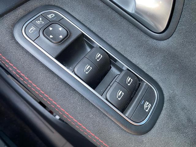 当店を通じて素敵なカーライフをお届けできれば幸いでございます♪