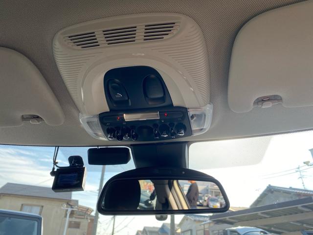MINI クーパーS クラブマン ハーフレザーシート 禁煙車 純正ナビ ミラーETC ドラレコ シートヒーター リアビューカメラ パークディスタンスコントロール バックカメラ ACC LEDヘッドランプ インテリジェントセーフティ(27枚目)