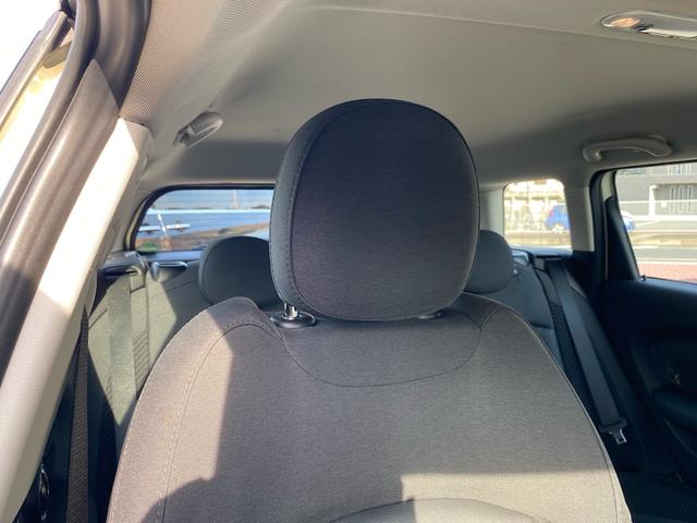 MINI クーパーS クラブマン ハーフレザーシート 禁煙車 純正ナビ ミラーETC ドラレコ シートヒーター リアビューカメラ パークディスタンスコントロール バックカメラ ACC LEDヘッドランプ インテリジェントセーフティ(69枚目)