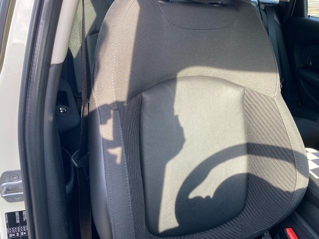 MINI クーパーS クラブマン ハーフレザーシート 禁煙車 純正ナビ ミラーETC ドラレコ シートヒーター リアビューカメラ パークディスタンスコントロール バックカメラ ACC LEDヘッドランプ インテリジェントセーフティ(70枚目)