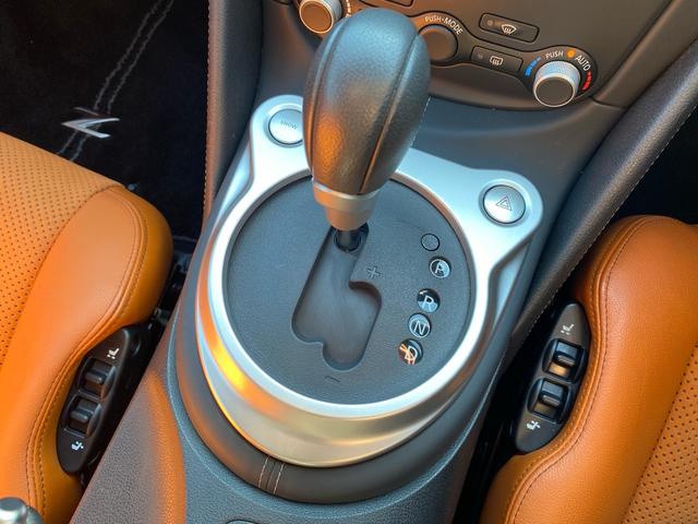 フェアレディZ バージョンT 禁煙 BOSEサウンドシステム フルセグ HDDナビ バックカメラ ハーフレザーシート ディンプル革巻きステアリングホイール ドラレコ前後 パーシモンオレンジシート ETC シートヒーター デイライト(22枚目)