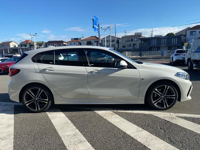 1シリーズ 118d Mスポーツ 禁煙車 ハーフレザーシート HUD HDDナビ リアビューカメラ M付パワーシート Pバックドア ミラーETC ACC パーキングアシスト ドライビングアシスト PDC LEDヘッド レーンアシスト(4枚目)