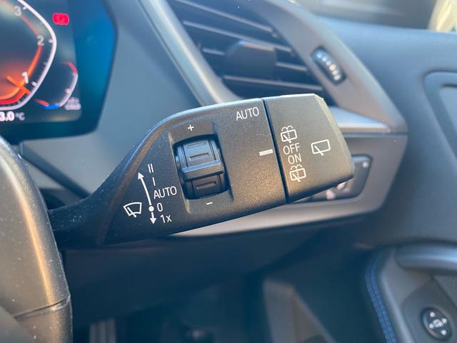 1シリーズ 118d Mスポーツ 禁煙車 ハーフレザーシート HUD HDDナビ リアビューカメラ M付パワーシート Pバックドア ミラーETC ACC パーキングアシスト ドライビングアシスト PDC LEDヘッド レーンアシスト(16枚目)