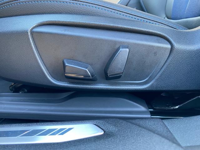 1シリーズ 118d Mスポーツ 禁煙車 ハーフレザーシート HUD HDDナビ リアビューカメラ M付パワーシート Pバックドア ミラーETC ACC パーキングアシスト ドライビングアシスト PDC LEDヘッド レーンアシスト(34枚目)