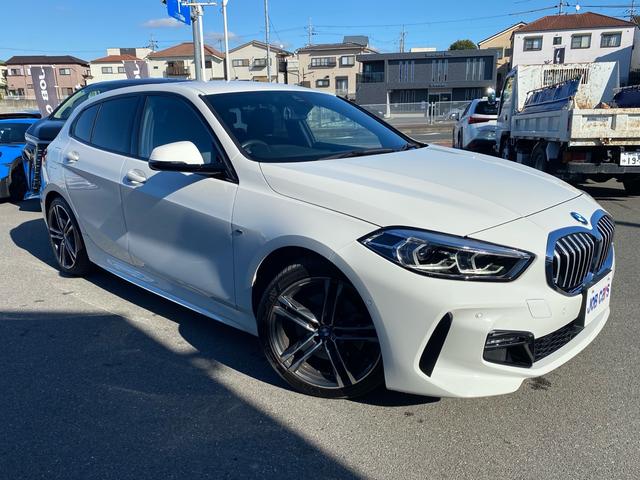 １シリーズ １１８ｄ　プレイ　エディションジョイ＋　ハイラインＰ　ハイラインＰＫＧ　ｉＤｒｉｖｅナビゲーションＰＫＧ　１０．２５インチワイドディスプレイ　禁煙車　ＡｐｐｌｅＣａｒｐｌａｙ　Ｂカメラ　バックガイド　メモリーパワーシート　ミラーＥＴＣ　パーキングアシスト（3枚目）