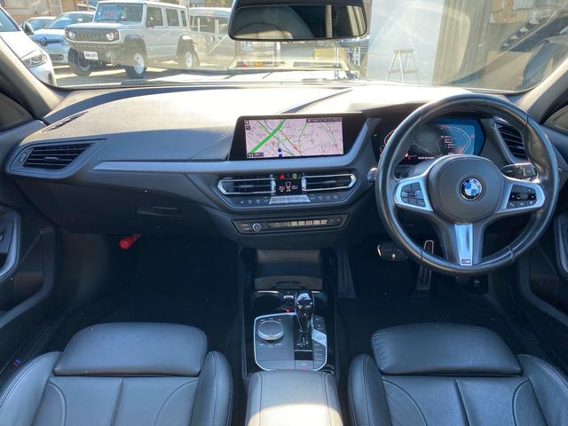 １シリーズ １１８ｄ　プレイ　エディションジョイ＋　ハイラインＰ　ハイラインＰＫＧ　ｉＤｒｉｖｅナビゲーションＰＫＧ　１０．２５インチワイドディスプレイ　禁煙車　ＡｐｐｌｅＣａｒｐｌａｙ　Ｂカメラ　バックガイド　メモリーパワーシート　ミラーＥＴＣ　パーキングアシスト（12枚目）