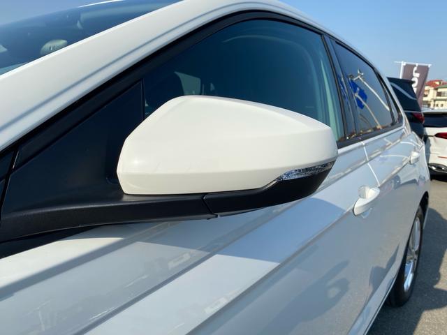 ポロ ＴＳＩスタイル　禁煙車　ｄｉｓｃｏｖｅｒＰｒｏＰＫＧ　ＡｐｐｌｅＣａｒｐｌａｙ　前後ドラレコ　ＥＴＣ　バックカメラ　障害物センサー　パーキングアシスト　バックガイド　アンビエントライト　盗難防止システム　フォグランプ（68枚目）