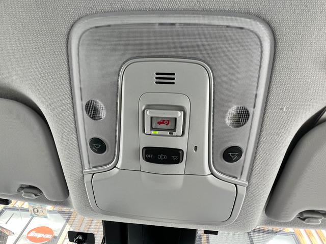 プリウス Ａプレミアム　後期型　衝突軽減ブレーキ　全方位カメラ　９型ナビＴＶ　Ｂｌｕｅｔｏｏｔｈ　ＥＴＣ２．０　黒革シート　シートヒーター　エアシート　パワーシート　ＨＵＤ　レーンアシスト　オートハイビーム　保証付（58枚目）