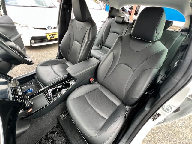 プリウス Ａプレミアム　後期型　衝突軽減ブレーキ　全方位カメラ　９型ナビＴＶ　Ｂｌｕｅｔｏｏｔｈ　ＥＴＣ２．０　黒革シート　シートヒーター　エアシート　パワーシート　ＨＵＤ　レーンアシスト　オートハイビーム　保証付（66枚目）