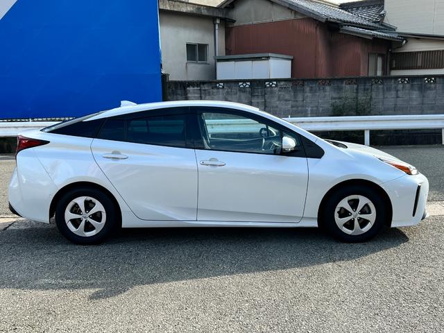 プリウス A 後期型 衝突軽減ブレーキ 9型TVナビ バックカメラ Bluetooth ETC ドライブレコーダー スマートキー レーンアシスト オートハイビーム クルーズコントロール 保証付(16枚目)