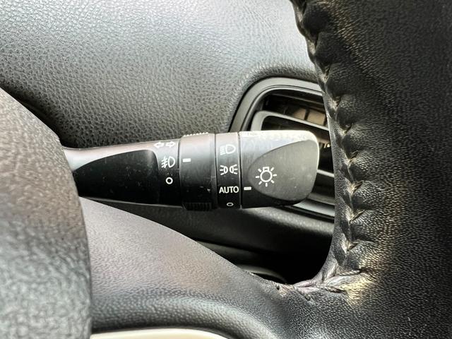 プリウス Sセーフティプラス 衝突軽減ブレーキ ナビ TV バックカメラ Bluetooth ETC ドライブレコーダー スマートキー レーンアシスト オートハイビーム 保証付(44枚目)