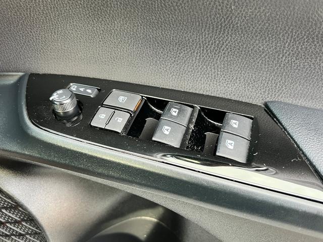 プリウス Sセーフティプラス 衝突軽減ブレーキ ナビ TV バックカメラ Bluetooth ETC ドライブレコーダー スマートキー レーンアシスト オートハイビーム 保証付(61枚目)