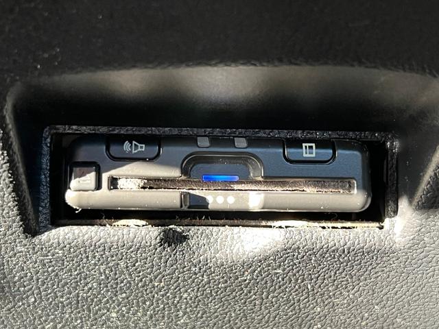 プリウス S 後期型 衝突軽減ブレーキ ナビ TV バックカメラ Bluetooth ETC ドライブレコーダ― クルーズコントロール レーンアシスト オートハイビーム 保証付(45枚目)
