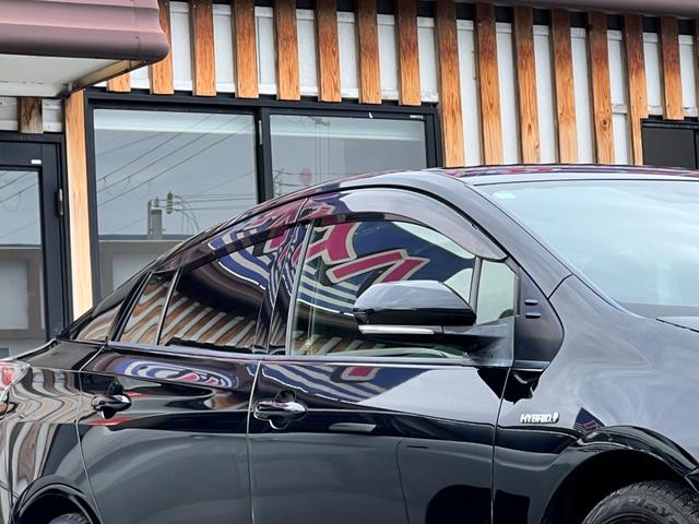 TOYOTA PRIUS S SAFETY PLUS