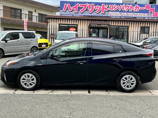 TOYOTA PRIUS S SAFETY PLUS