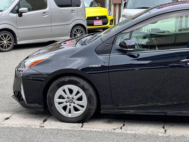 TOYOTA PRIUS S SAFETY PLUS