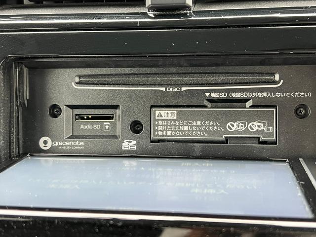 TOYOTA PRIUS S SAFETY PLUS