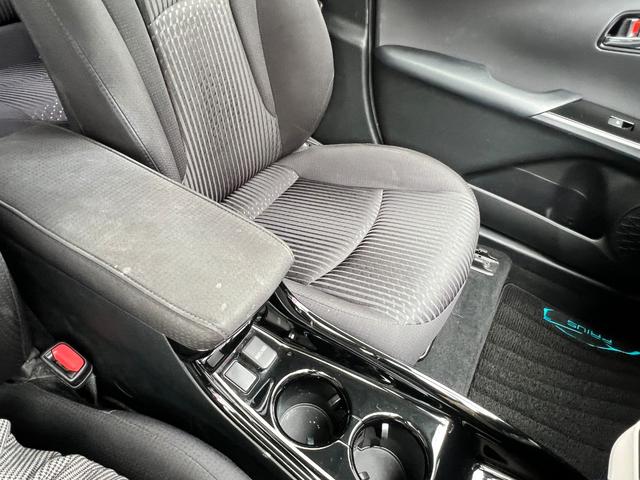 TOYOTA PRIUS S SAFETY PLUS