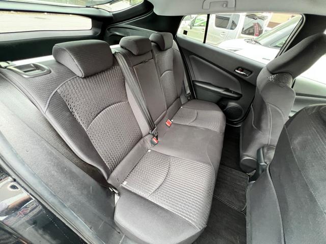 TOYOTA PRIUS S SAFETY PLUS