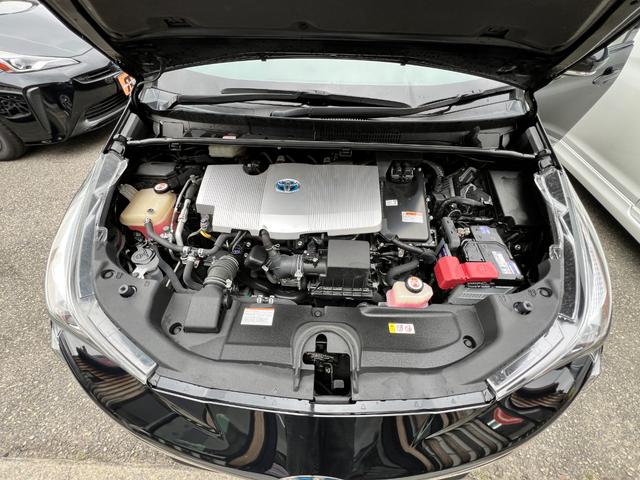 TOYOTA PRIUS S SAFETY PLUS