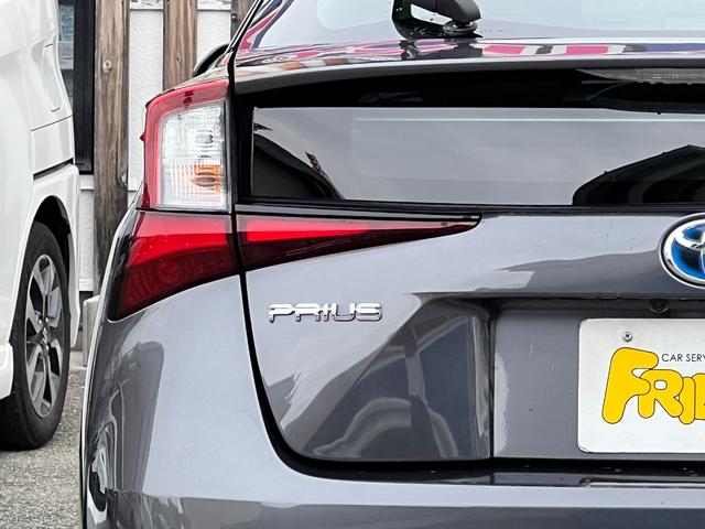 TOYOTA PRIUS S