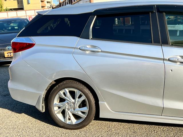 シャトル ハイブリッドZ 衝突軽減ブレーキ TV ナビ ETC バックカメラ Bluetooth LEDヘッドライト フォグライト クルーズコントロール シートヒーター 純正アルミホイール 保証付(17枚目)