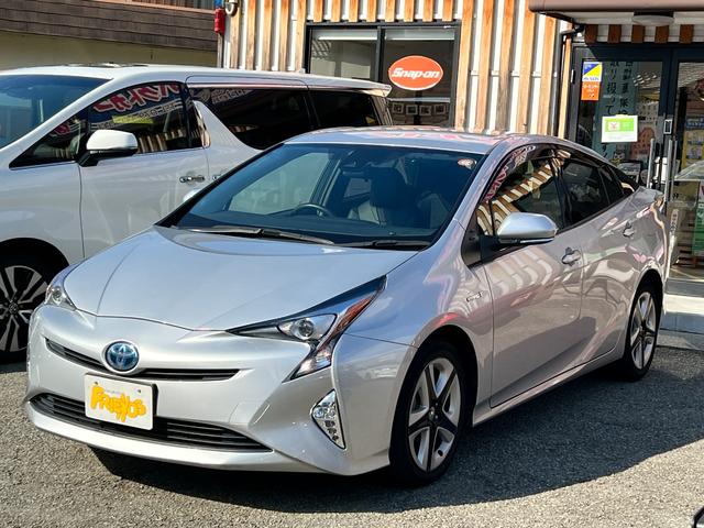 プリウス Sツーリングセレクション 衝突軽減ブレーキ 純正17インチアルミホイール 9型ナビTV バックカメラ Bluetooth ETC 黒革シート シートヒーター クルーズコントロール オートハイビーム 保証付(10枚目)