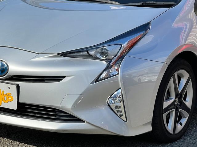 プリウス Sツーリングセレクション 衝突軽減ブレーキ 純正17インチアルミホイール 9型ナビTV バックカメラ Bluetooth ETC 黒革シート シートヒーター クルーズコントロール オートハイビーム 保証付(11枚目)