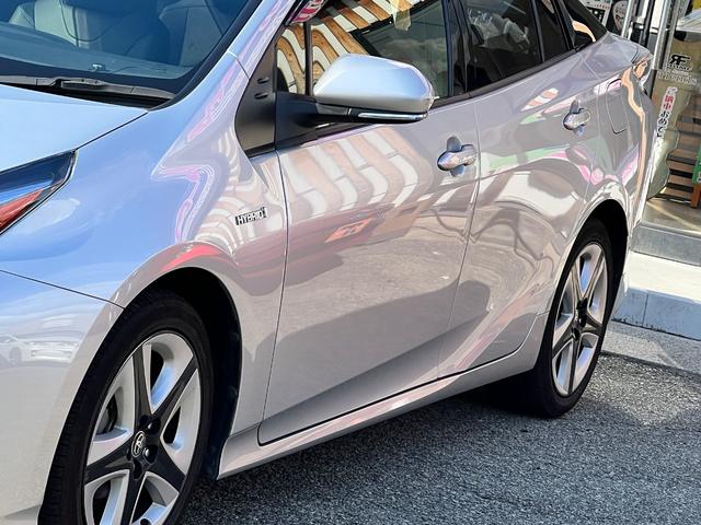 プリウス Sツーリングセレクション 衝突軽減ブレーキ 純正17インチアルミホイール 9型ナビTV バックカメラ Bluetooth ETC 黒革シート シートヒーター クルーズコントロール オートハイビーム 保証付(12枚目)