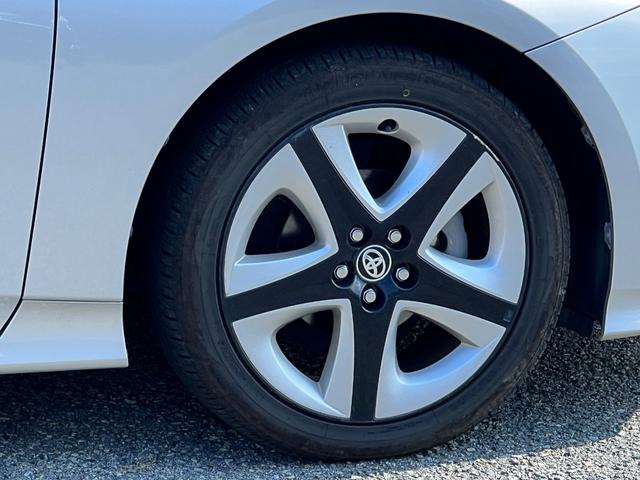 プリウス Sツーリングセレクション 衝突軽減ブレーキ 純正17インチアルミホイール 9型ナビTV バックカメラ Bluetooth ETC 黒革シート シートヒーター クルーズコントロール オートハイビーム 保証付(18枚目)