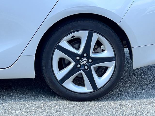 プリウス Sツーリングセレクション 衝突軽減ブレーキ 純正17インチアルミホイール 9型ナビTV バックカメラ Bluetooth ETC 黒革シート シートヒーター クルーズコントロール オートハイビーム 保証付(23枚目)