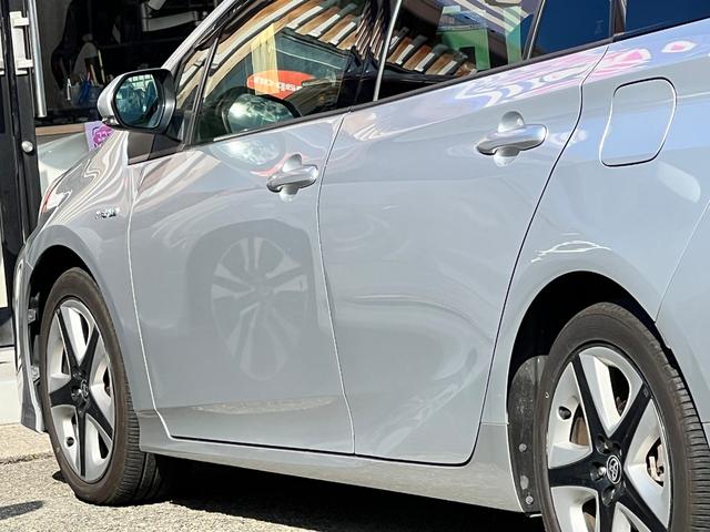 プリウス Sツーリングセレクション 衝突軽減ブレーキ 純正17インチアルミホイール 9型ナビTV バックカメラ Bluetooth ETC 黒革シート シートヒーター クルーズコントロール オートハイビーム 保証付(27枚目)