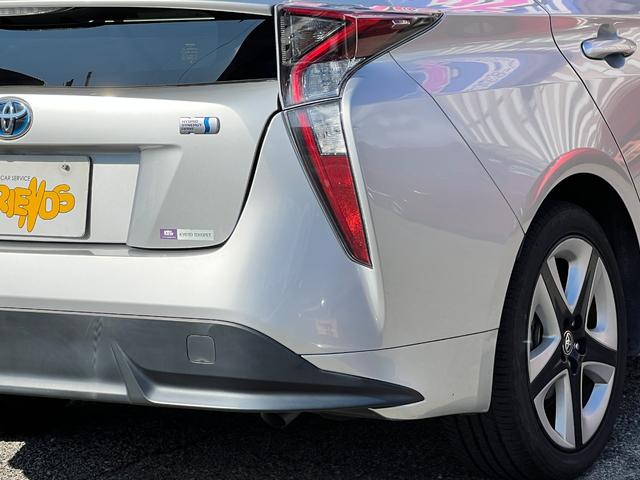 プリウス Sツーリングセレクション 衝突軽減ブレーキ 純正17インチアルミホイール 9型ナビTV バックカメラ Bluetooth ETC 黒革シート シートヒーター クルーズコントロール オートハイビーム 保証付(35枚目)