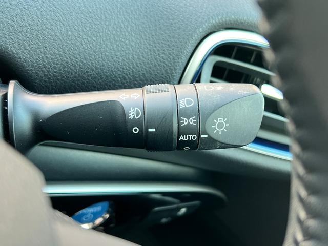 プリウス Sツーリングセレクション 衝突軽減ブレーキ 純正17インチアルミホイール 9型ナビTV バックカメラ Bluetooth ETC 黒革シート シートヒーター クルーズコントロール オートハイビーム 保証付(44枚目)