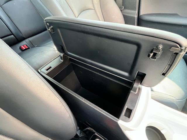 プリウス Sツーリングセレクション 衝突軽減ブレーキ 純正17インチアルミホイール 9型ナビTV バックカメラ Bluetooth ETC 黒革シート シートヒーター クルーズコントロール オートハイビーム 保証付(57枚目)