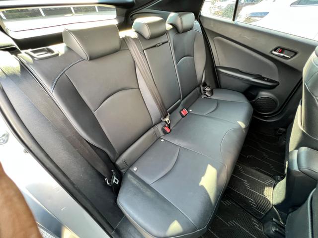 プリウス Sツーリングセレクション 衝突軽減ブレーキ 純正17インチアルミホイール 9型ナビTV バックカメラ Bluetooth ETC 黒革シート シートヒーター クルーズコントロール オートハイビーム 保証付(66枚目)