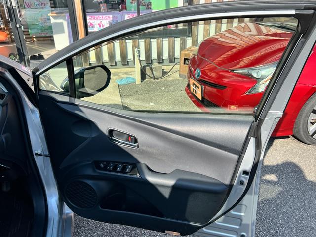 プリウス Sツーリングセレクション 衝突軽減ブレーキ 純正17インチアルミホイール 9型ナビTV バックカメラ Bluetooth ETC 黒革シート シートヒーター クルーズコントロール オートハイビーム 保証付(78枚目)